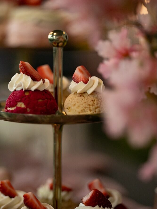 Instagram post from vikicakes.pl. This post is in position 15.